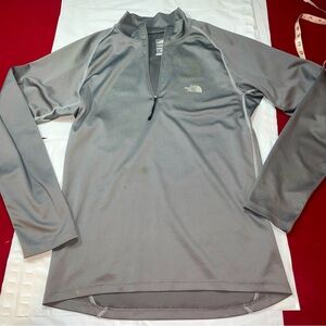 North face Gray 1/4 Zip FLIGHT SERIES Polyester Pullover Stretchy Shirt Men’s  M